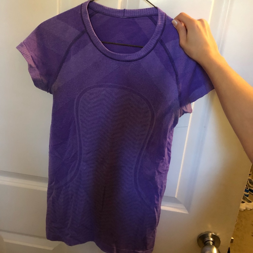 Swiftly Tech Short Sleeve LuLuLemon top